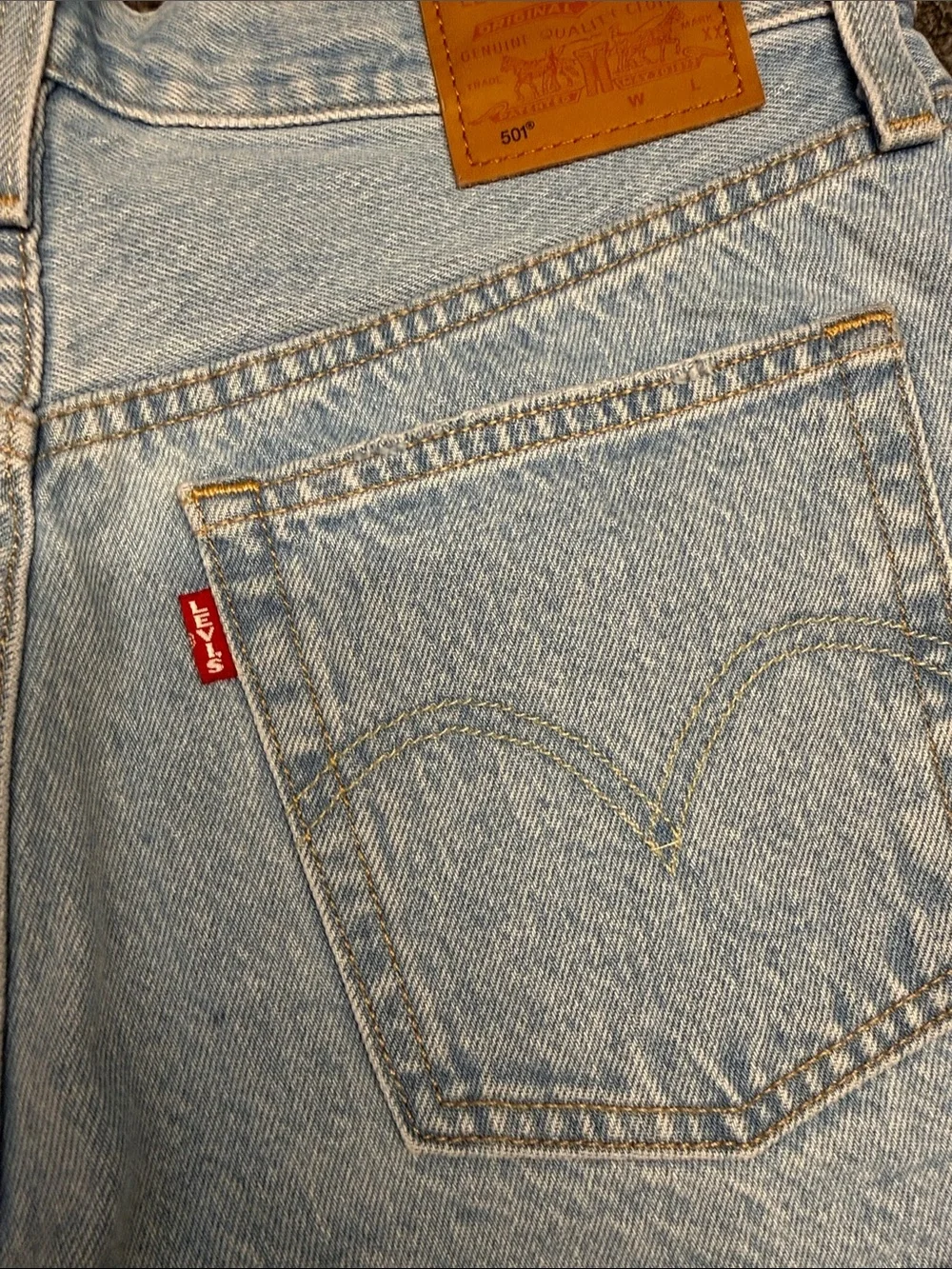 Levi’s 501 Original Shorts in Luxor Heat